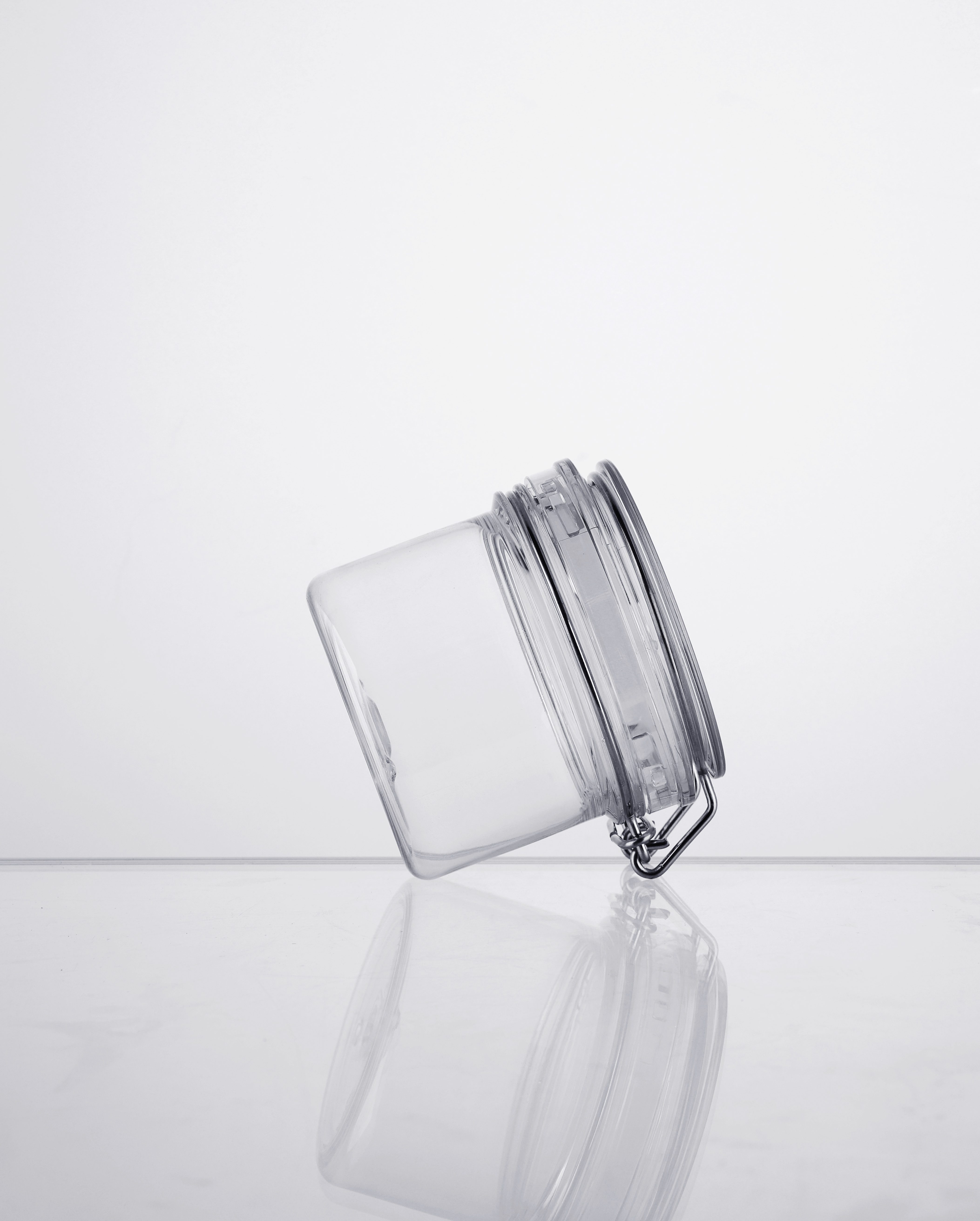 Mini pot Kilner rond transparent et hermétique avec clip sur le dessus en fil métallique